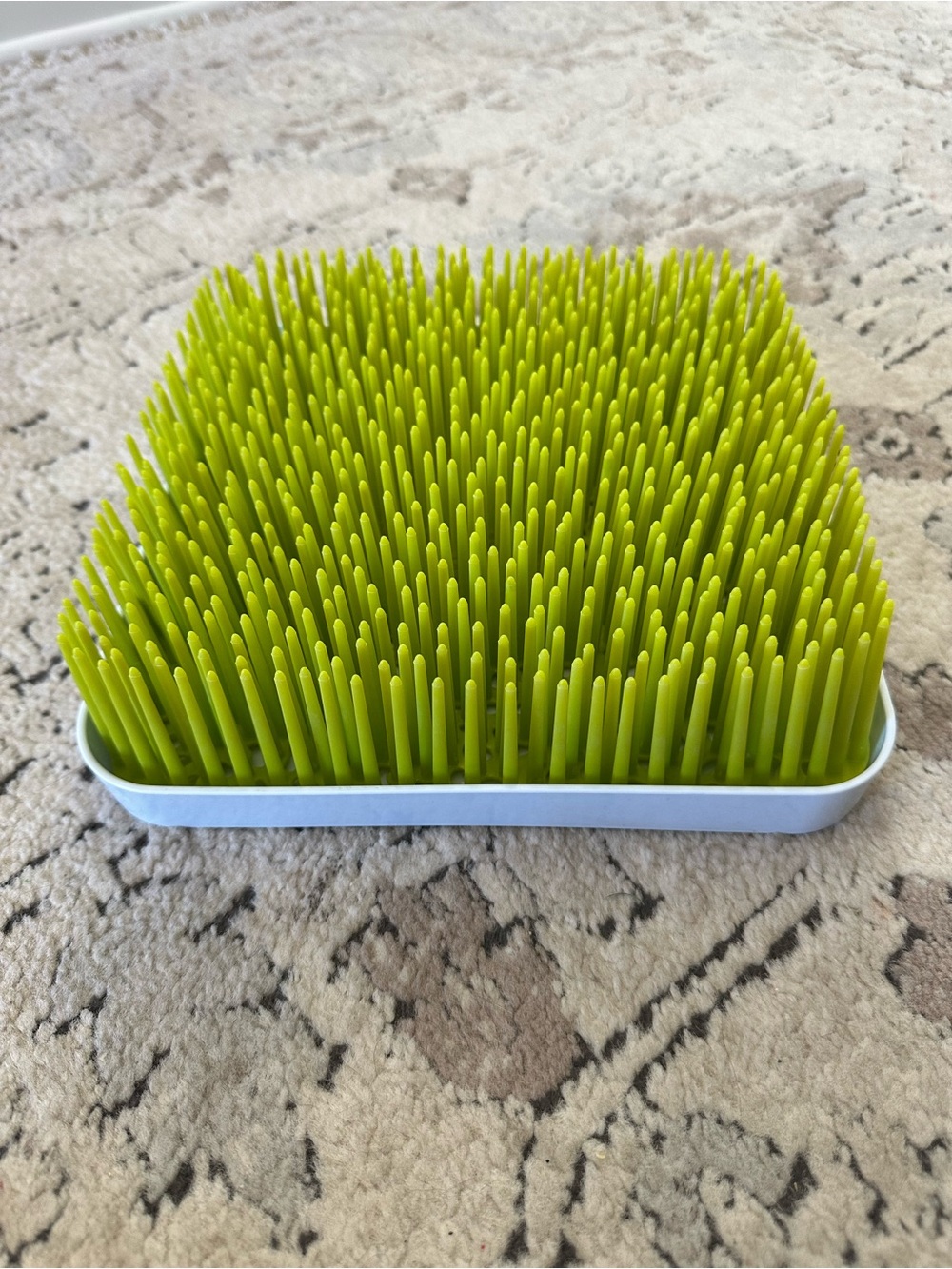 Neutral Brand Green Grass Drying Rack - Lime Green